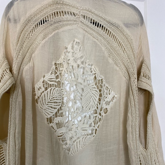 Beach Coverups - Picture 6 of 6